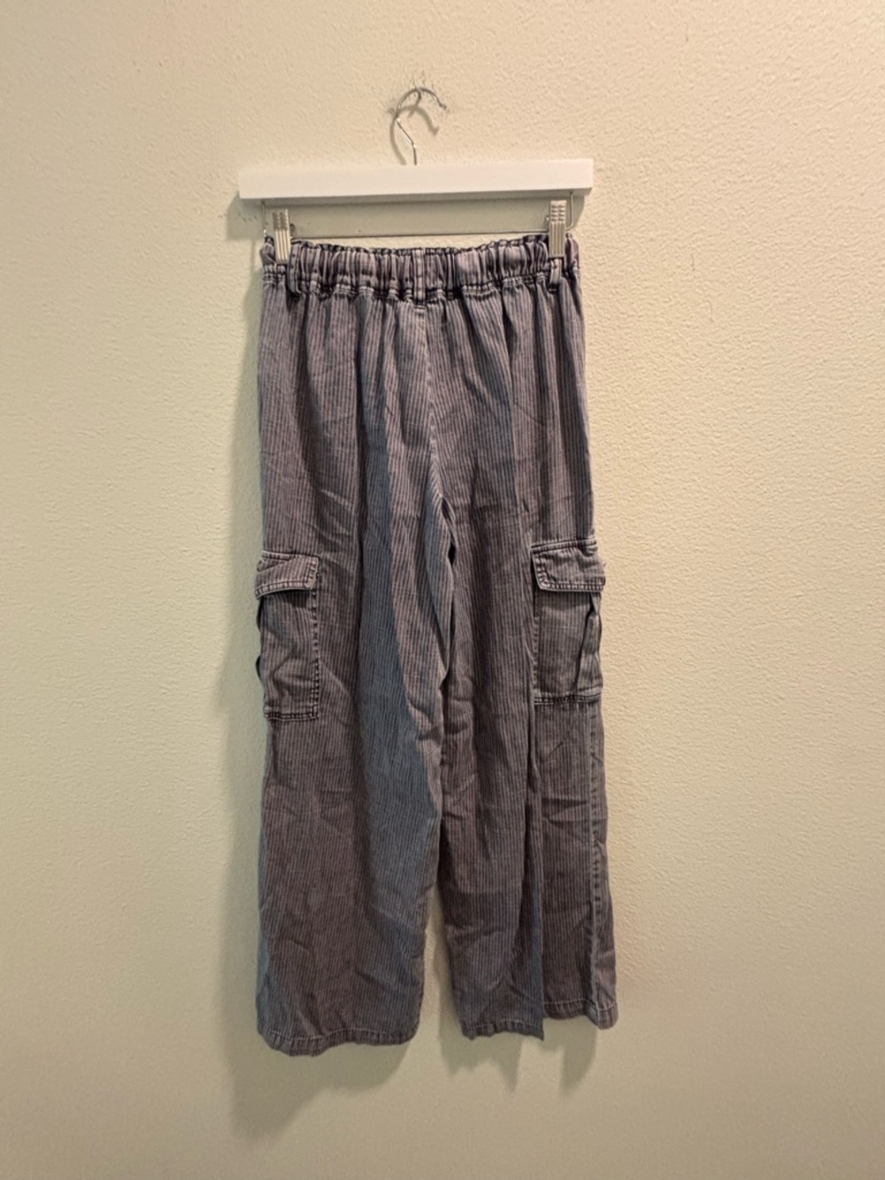 Billy T Soft Stripe Cargo Pants, size XS - Picture 7 of 9